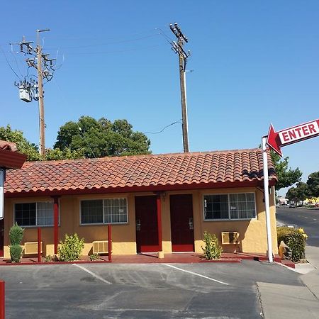 Slumber Motel Merced Exterior photo