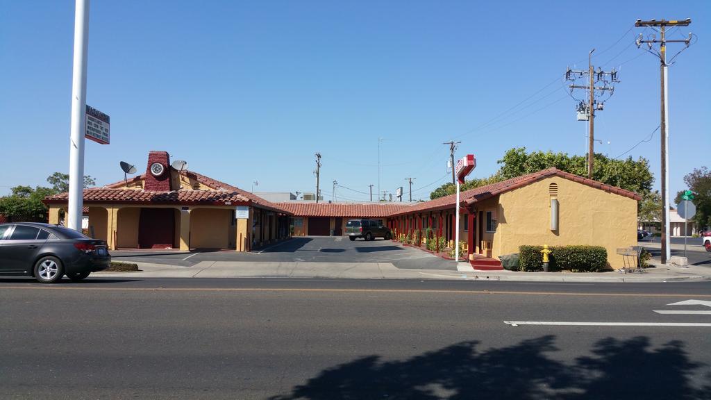 Slumber Motel Merced Exterior photo