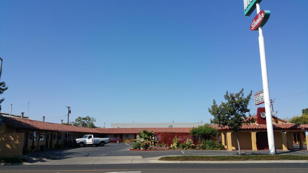 Slumber Motel Merced Exterior photo